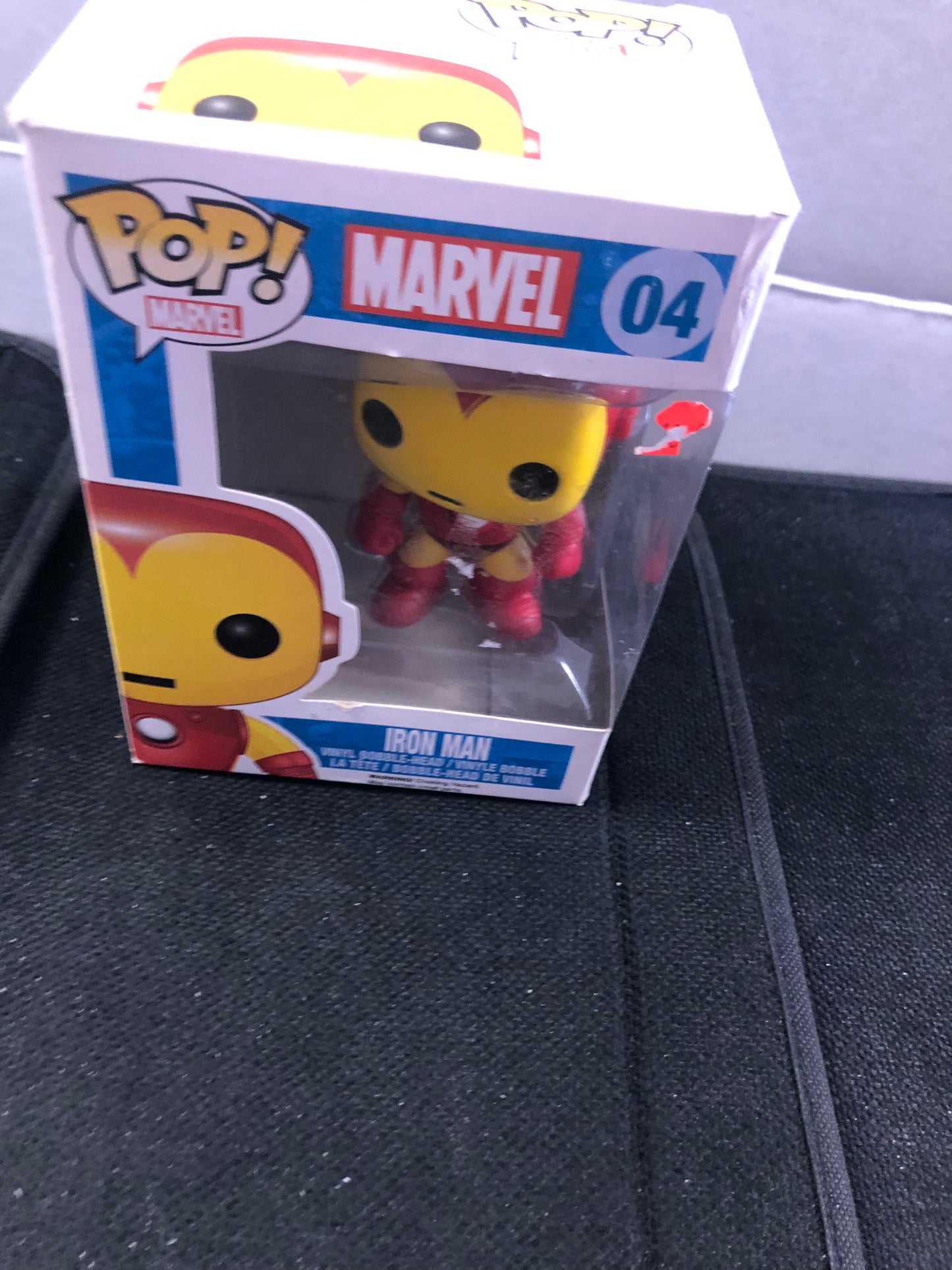 FUNKO POP POP MARVEL # 04 IRON MAN GOOD CONDITION