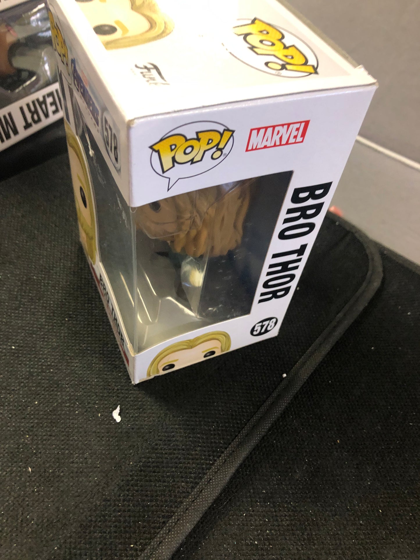 FUNKO POP AVENGERS ENDGAME # 578 BRO THOR GOOD CONDITION