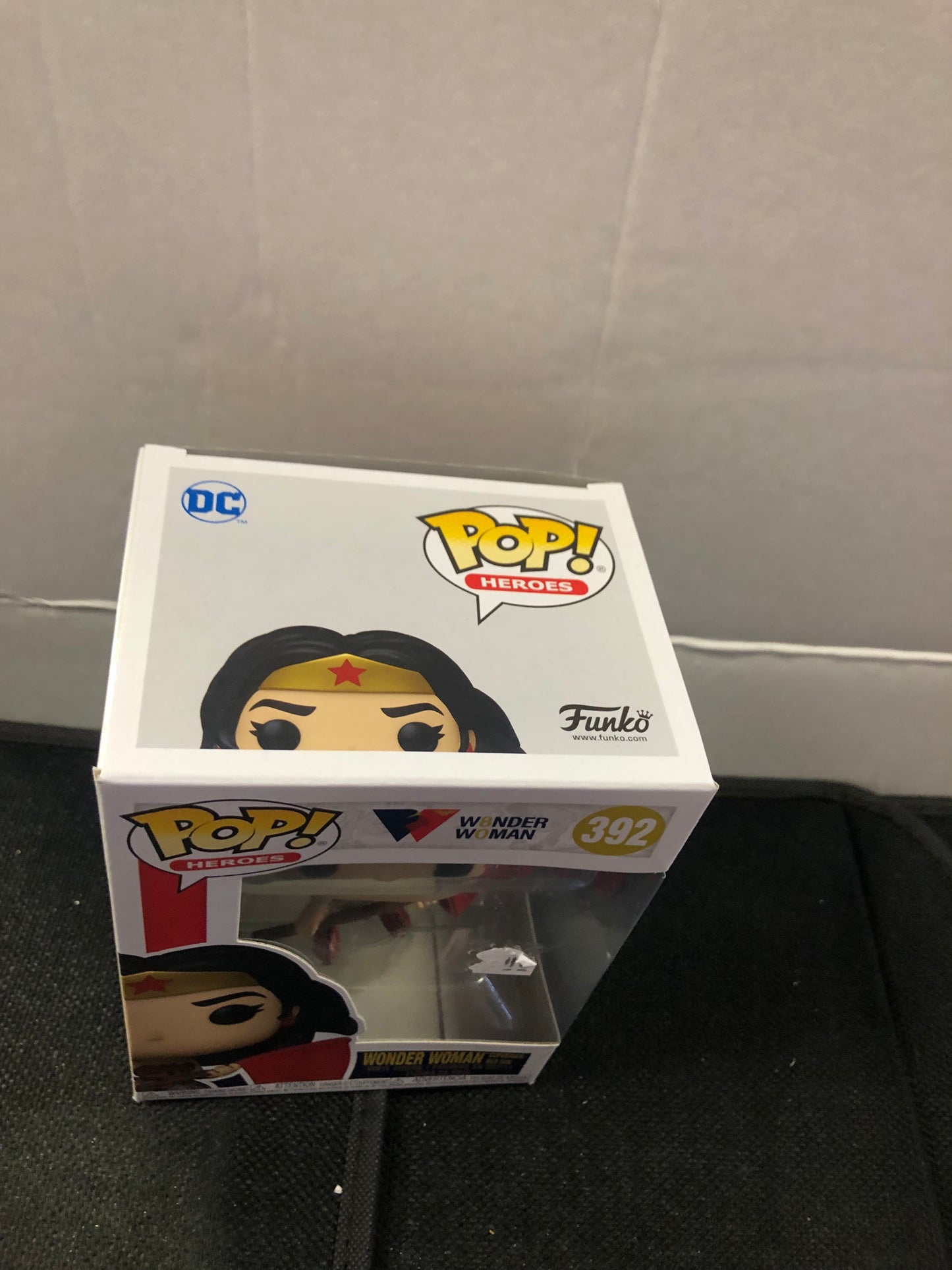 FUNKO POP POP HEROES WONDER WOMAN 80 #392 WONDER WOMAN SUPERMAN RED SON GOOD CONDITION