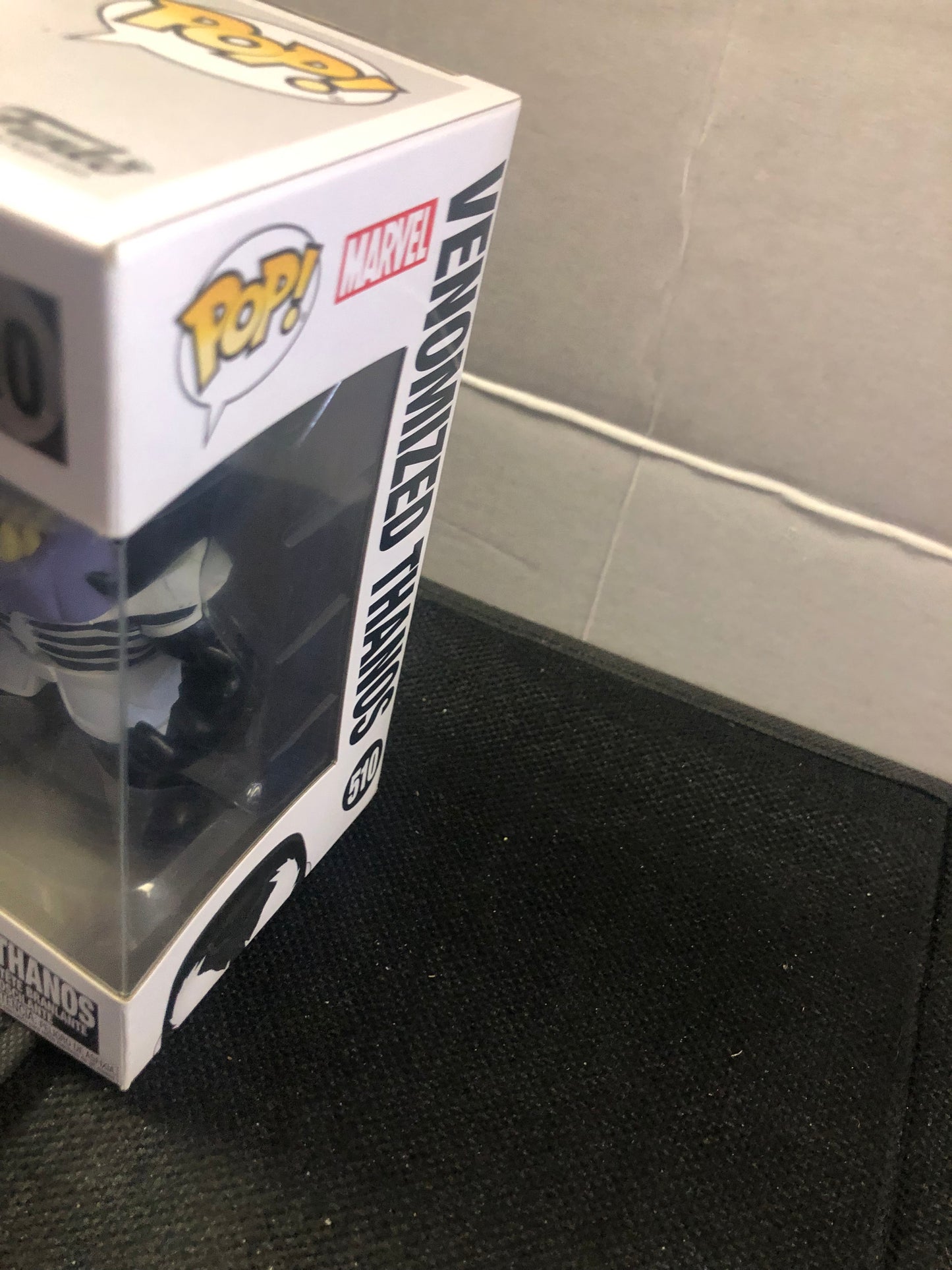 FUNKO POP VENOM #510 VENOMIZED THANOS GOOD CONDITION