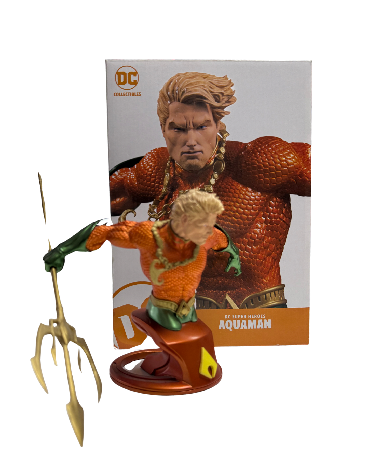 DC COLLECTABLES AQUAMAN NUMBERED LIMITED EDITION