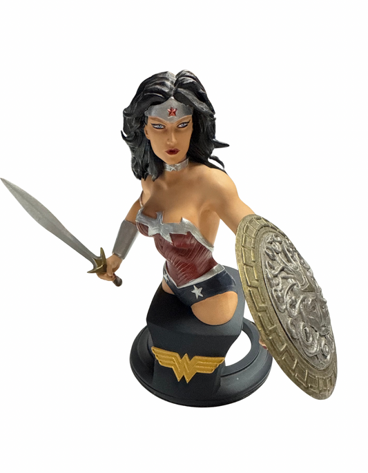 DC COLLECTABLES WONDER WOMAN NUMBERED LIMITED EDITION STATUE BUST