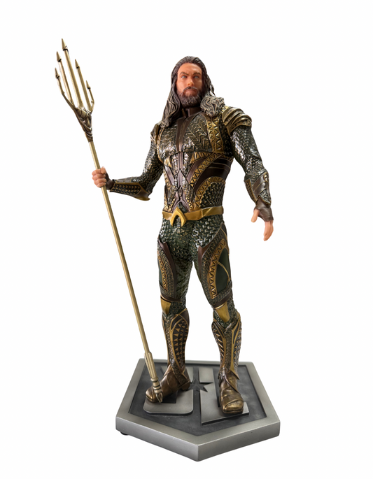 DC COLLECTABLES LIMITED EDITION JUSTICE LEAGUE AQUAMAN