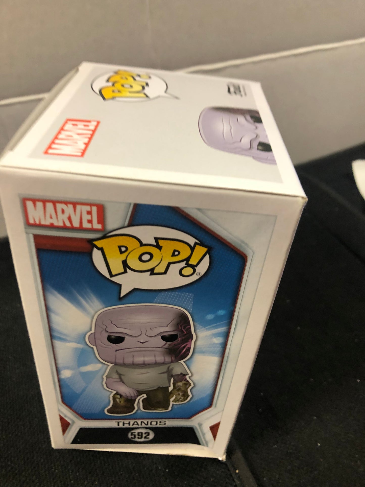 FUNKO POP DISNEY AVENGERS ENDGAME #592 THANOS 2020 SPRING CONVENTION EXCLUSIVE GOOD CONDITION