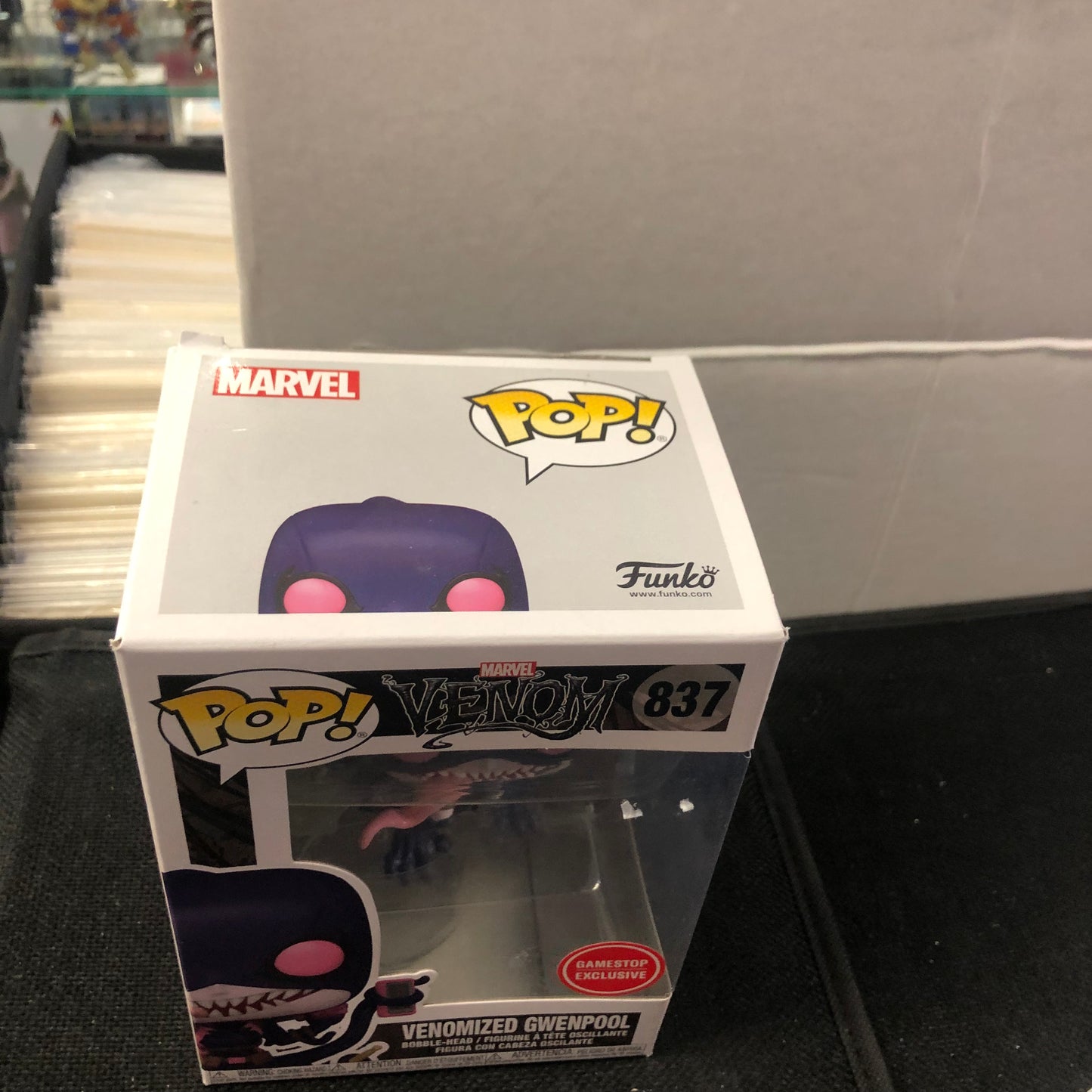 FUNKO POP VENOM # 837 VENOMIZED GWENPOOL GAMESTOP EXCLUSIVE GOOD CONDITION