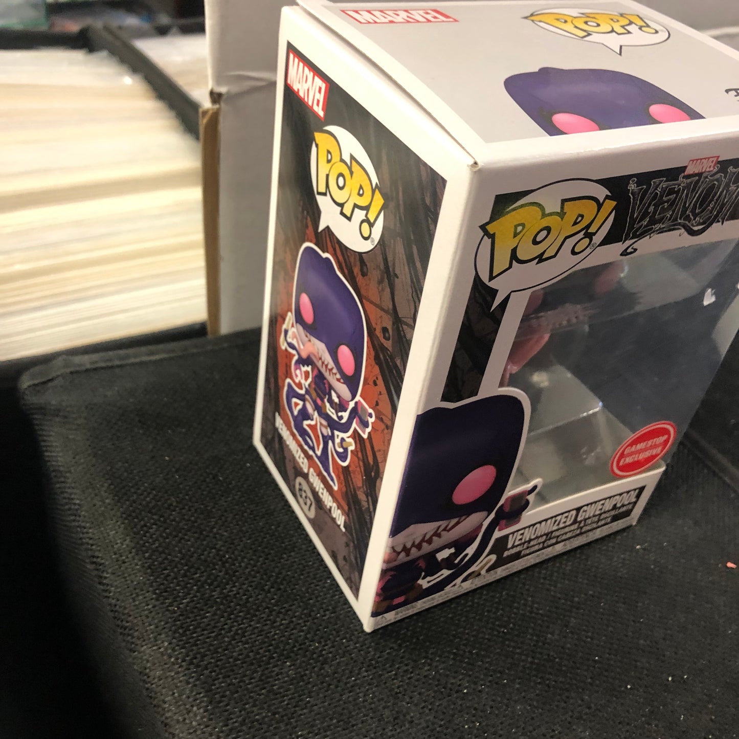 FUNKO POP VENOM # 837 VENOMIZED GWENPOOL GAMESTOP EXCLUSIVE GOOD CONDITION