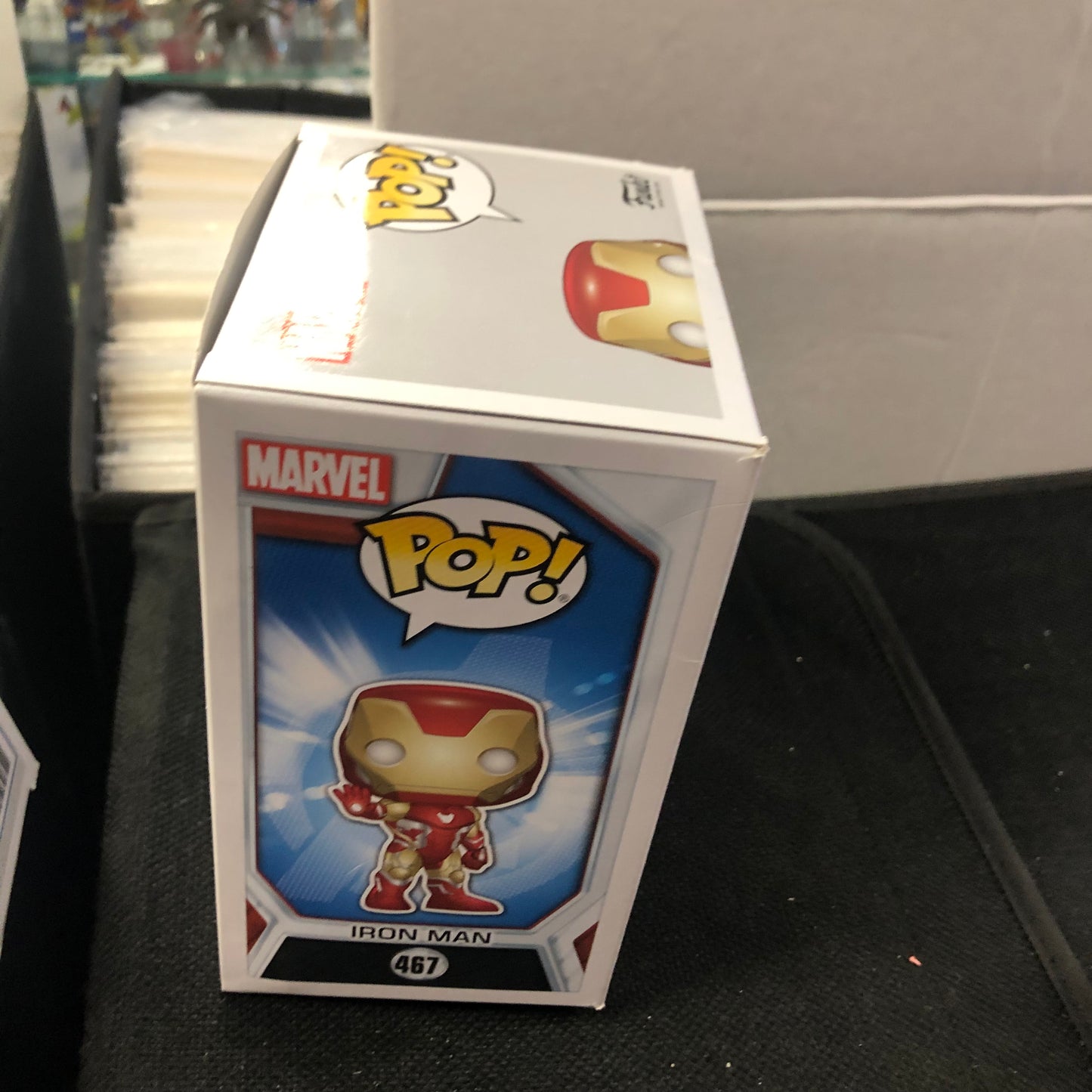 FUNKO POP AVENGERS # 467 IRON MAN LUNCHBOX EXCLUSIVE OKAY CONDITION DENT IN FRONT OF BOX