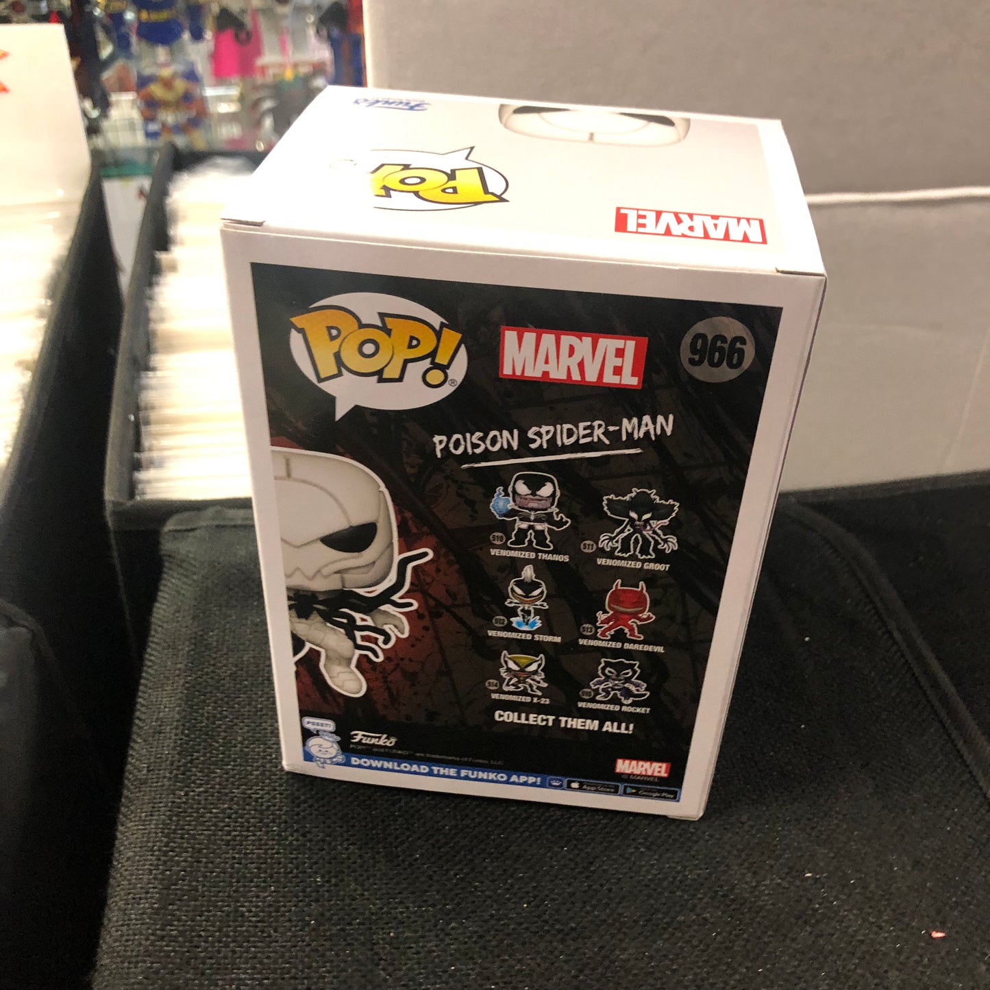 FUNKO POP VENOM # 966 POISON SPIDER-MAN ENTERTAINMENT EARTH EXCLUSIVE GOOD CONDITION