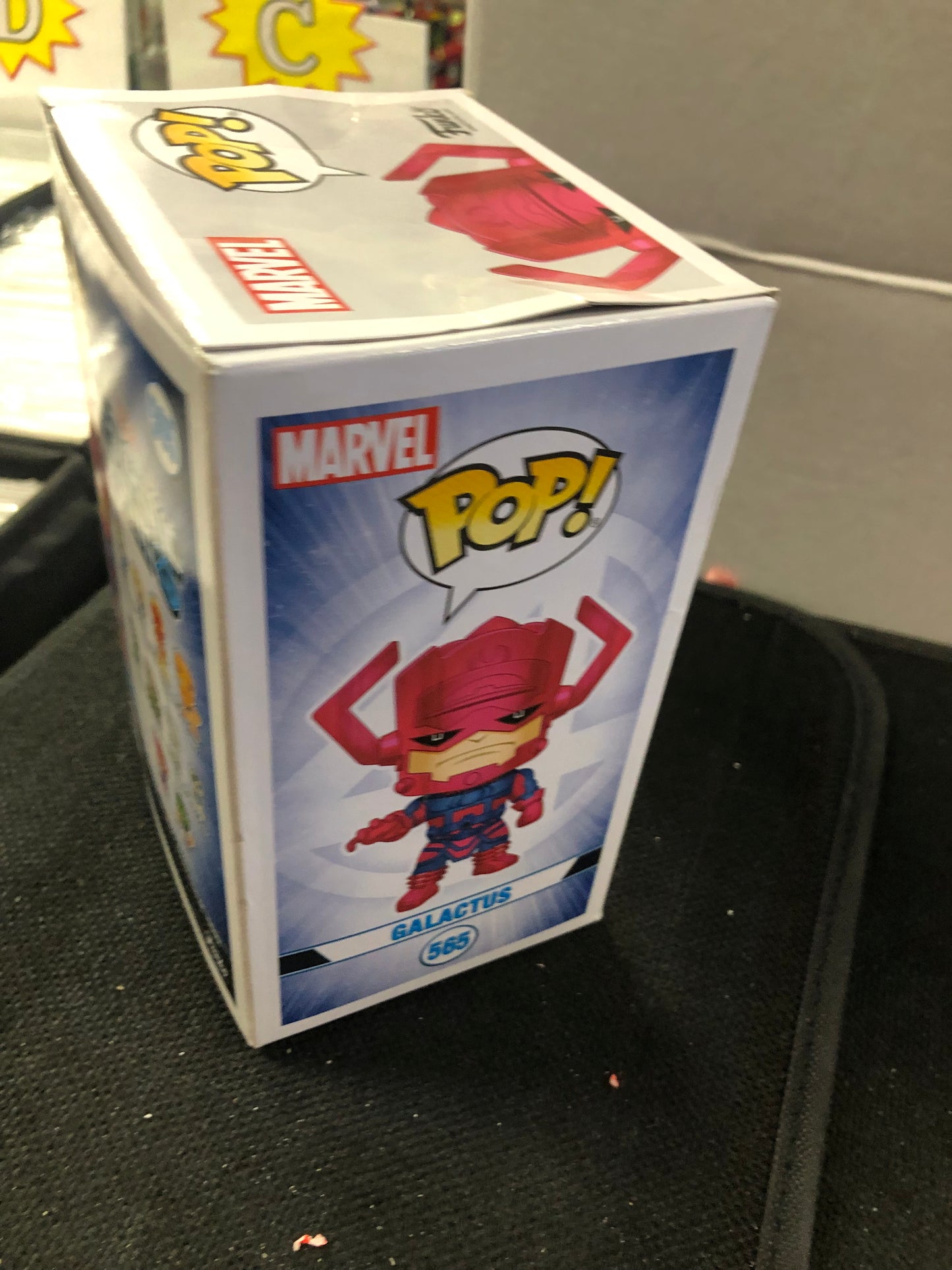 FUNKO POP FANTASTIC FOUR # 565 GALACTUS OKAY CONDITION TEAR ON TOP OF BOX