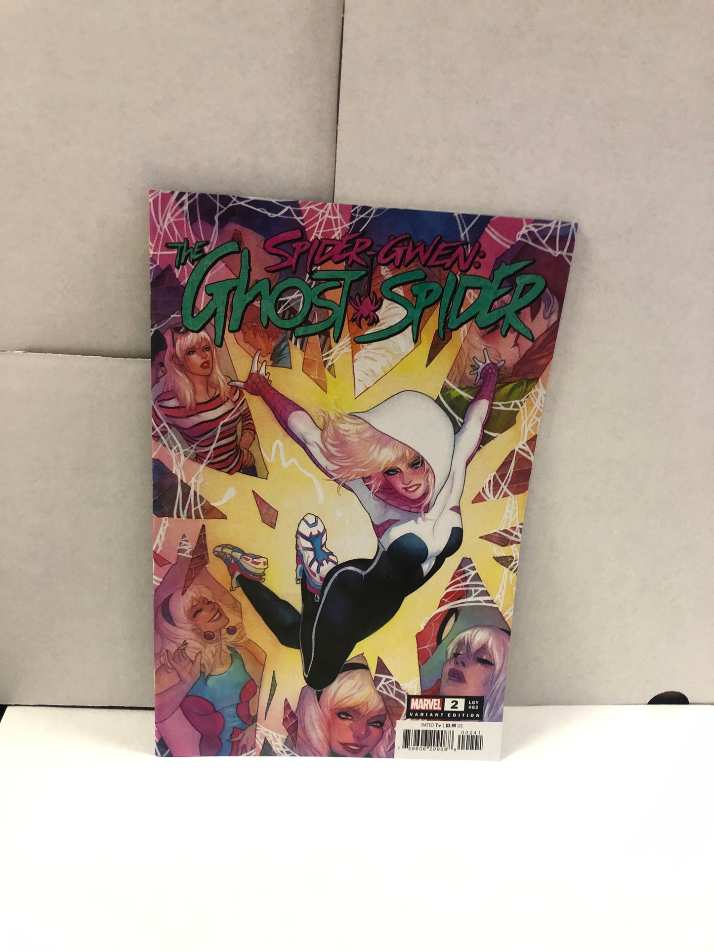 MARVEL COMICS SPIDER-GWEN GHOST SPIDER 2 VARIANT