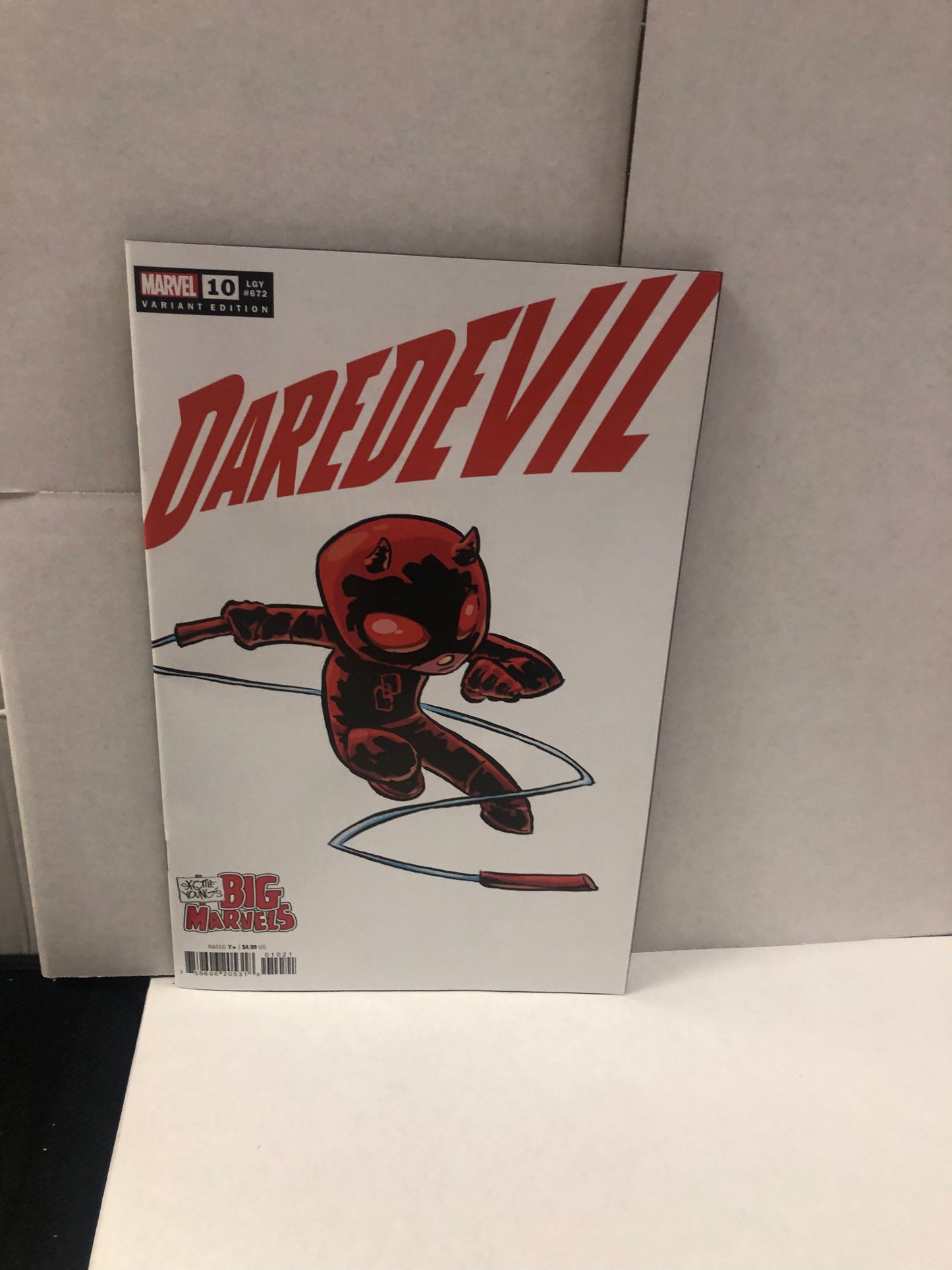 MARVEL COMICS DAREDEVIL 10 VARIANT