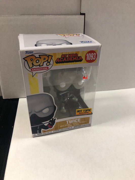 FUNKO POP POP ANIMATION MY HERO ACADEMIA # 1093 TWICE HOT TOPIC EXCLUSIVE GOOD CONDITION