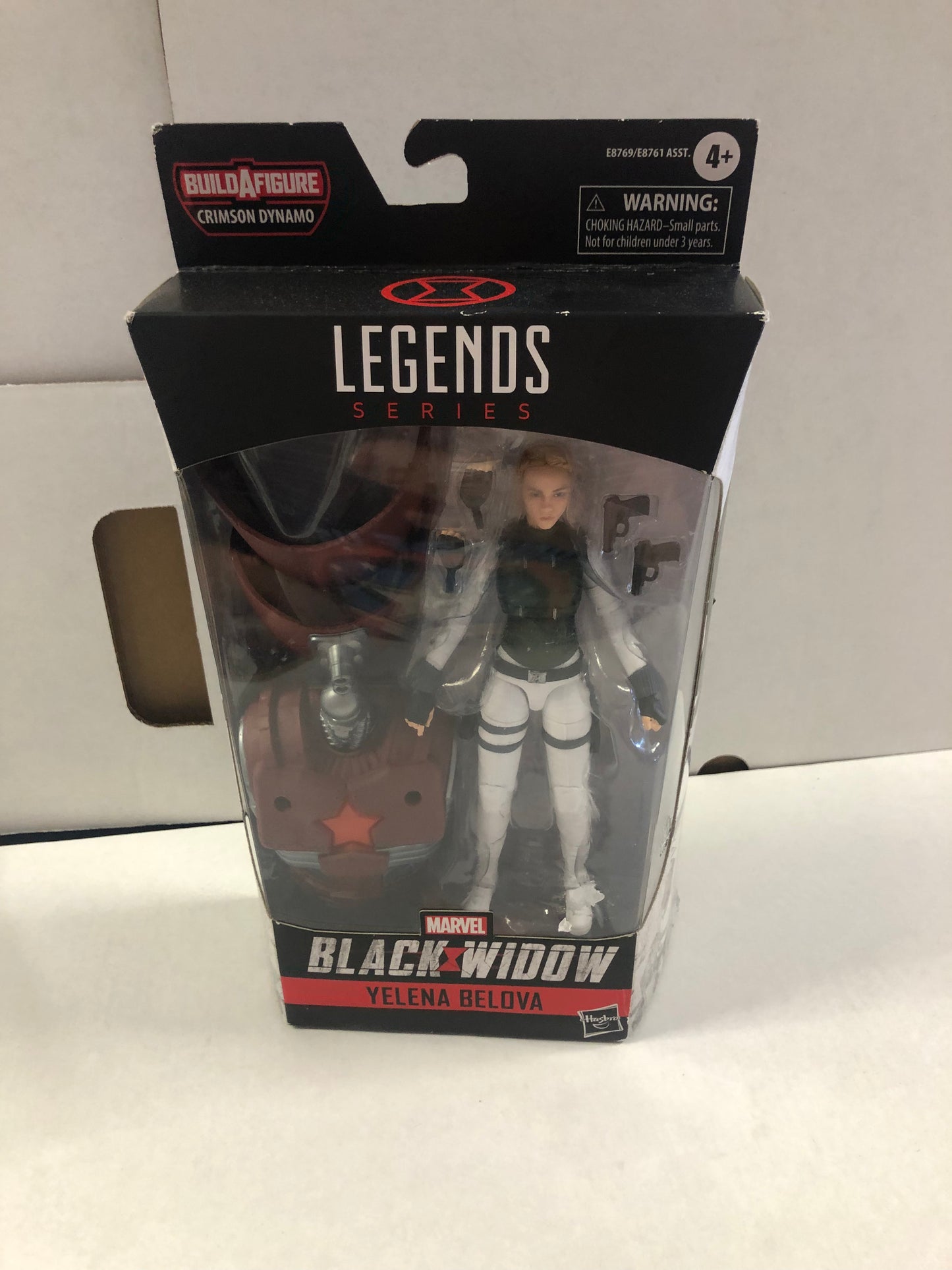 MARVEL LEGENDS SERIES - BLACK WIDOW YELENA BELOVA - NIB