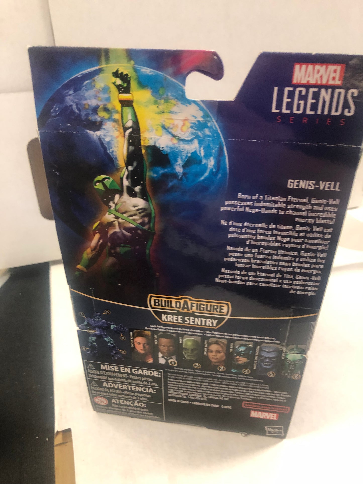 MARVEL LEGENDS SERIES GENIS-VELL KREE SENTRY BUILD A FIGURE GOOD CONDITION BEND ON BACK OF BOX