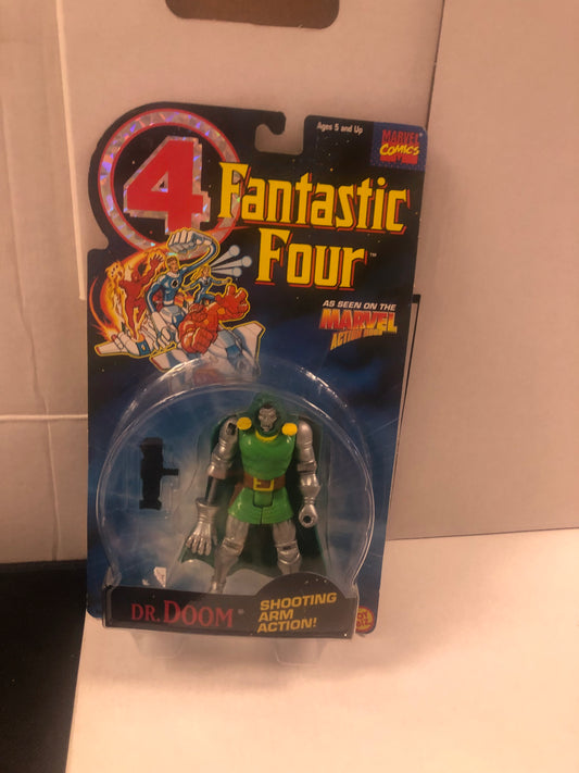 TOYBIZ  (1994) FANTASTIC FOUR DR DOOM EXCELLENT CONDITION