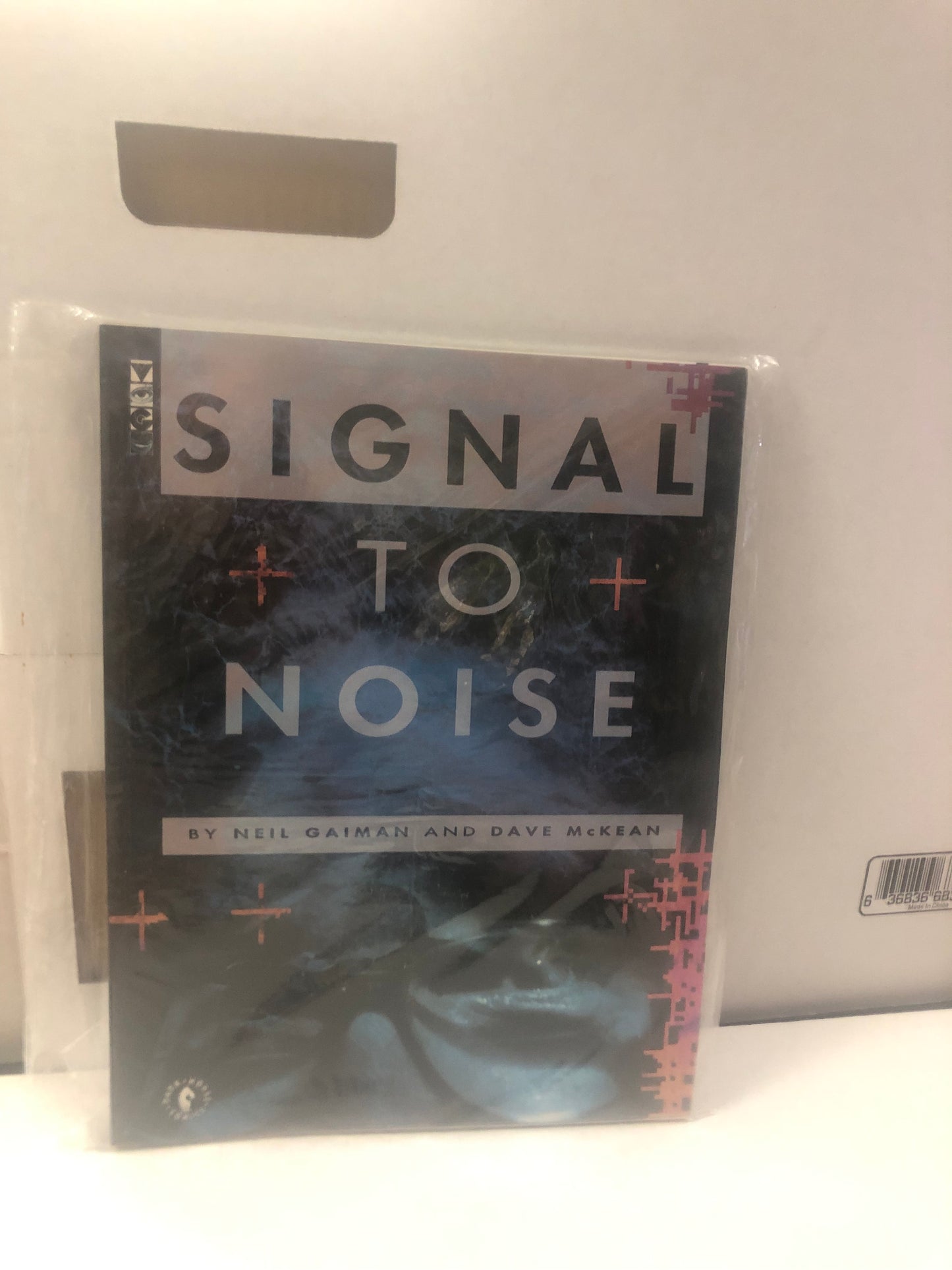 DARK HORSE COMICS SIGNAL TO NOISE (1992)