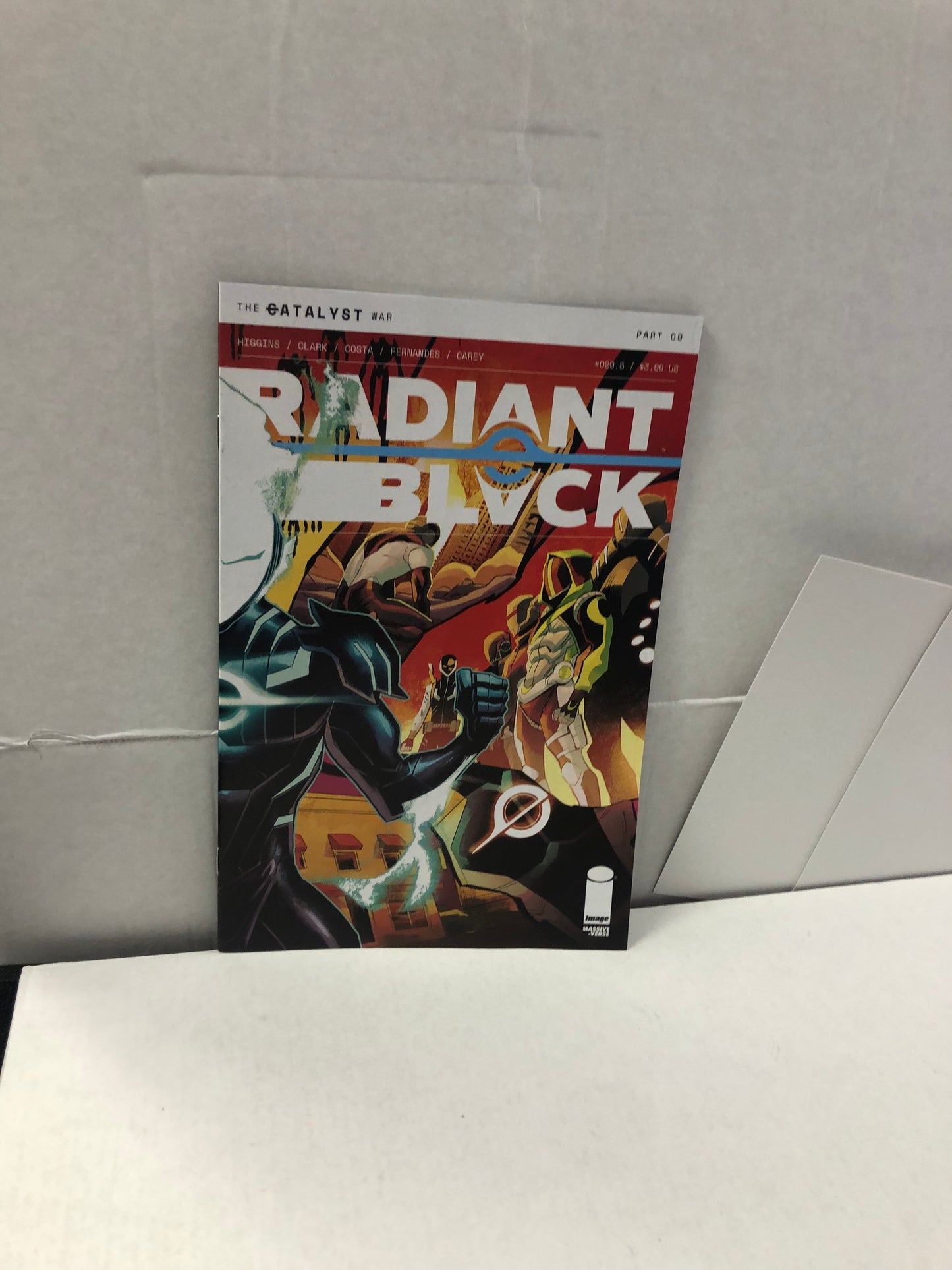 IMAGE COMICS RADIANT BLACK 29.5