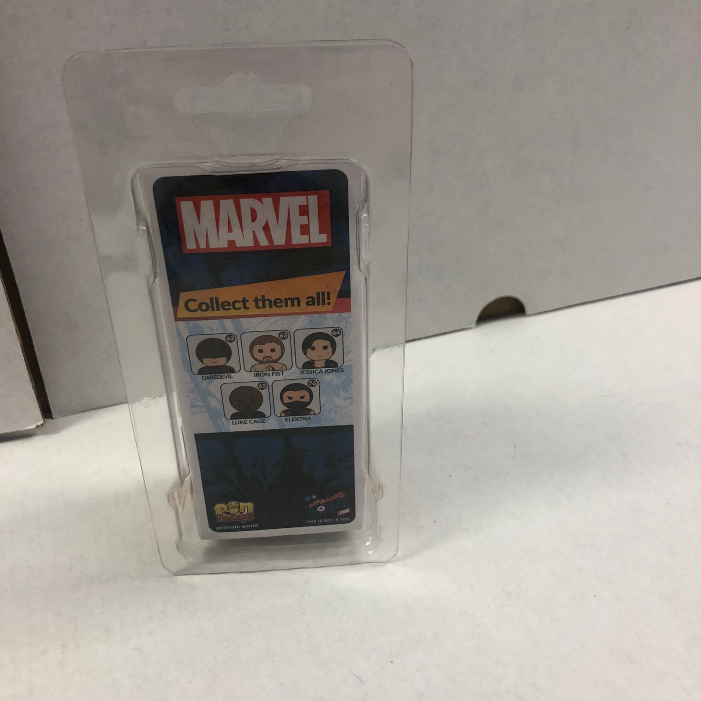 PIN MATE MARVEL LUKE CAGE EXCELLENT CONDITION