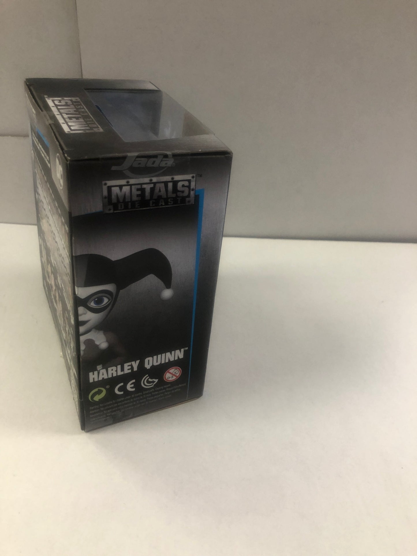 JADA METALS DIE CAST HARLEY QUINN EXCELLENT CONDITION