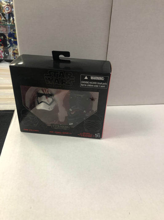 STAR WARS THE BLACK SERIES FINN FN-2187/ FIRST ORDER TIE FIGHTER PILOT HELMETS EXCELLENT CONDITION