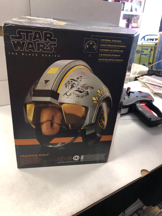 STAR WARS THE BLACK SERIES TRAPPER WOLF ELECTRONIC HELMET OPEN BOX DECENT CONDITION