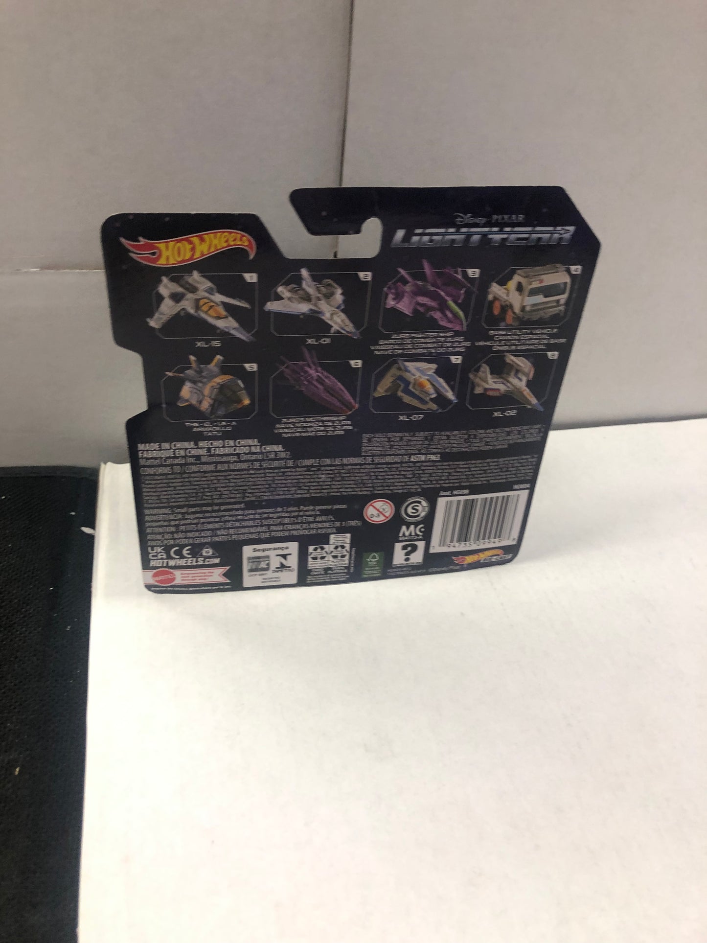MATTEL HOT WHEELS LIGHTYEAR ZURG FIGHTER SHIP GREAT CONDITION