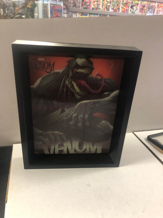 MARVEL VENOM 3D PICTURE OKAY CONDITION HOLE IN BACK OF FRAME