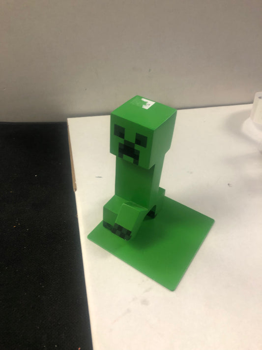 MINECRAFT CREEPER BOOKENDS SET OF TWO EXCELLENT CONDITION