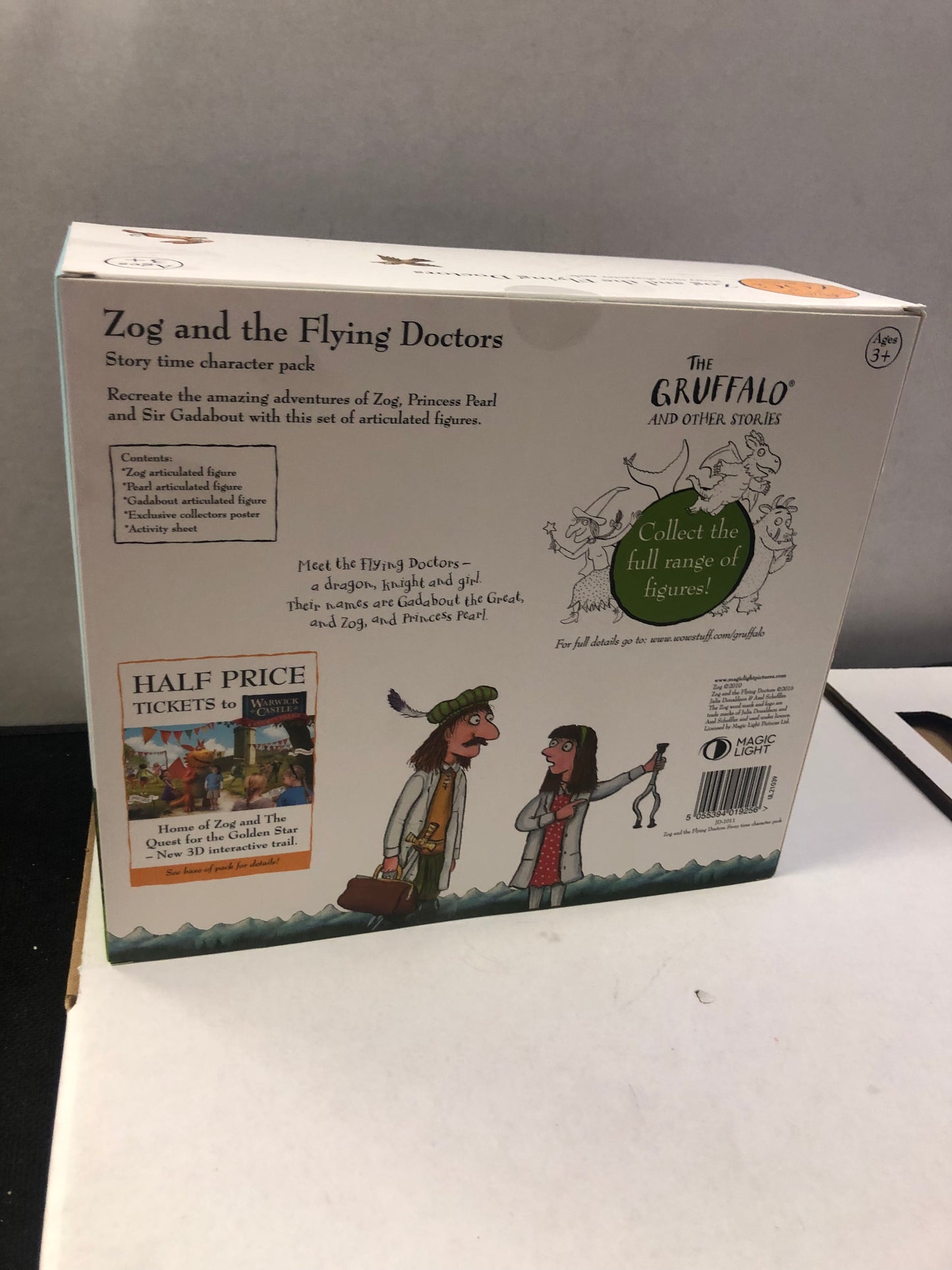 ZOG AND THE FLYING DOCTORS ACTION FIGURE NIB (2021, MAGIC LIGHT & wow! STUFF TOYS)