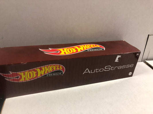 MATTEL HOT WHEELS PREMIUM AUTOSTRASSE GOOD CONDITION SMALL TEAR ON SIDE OF BOX