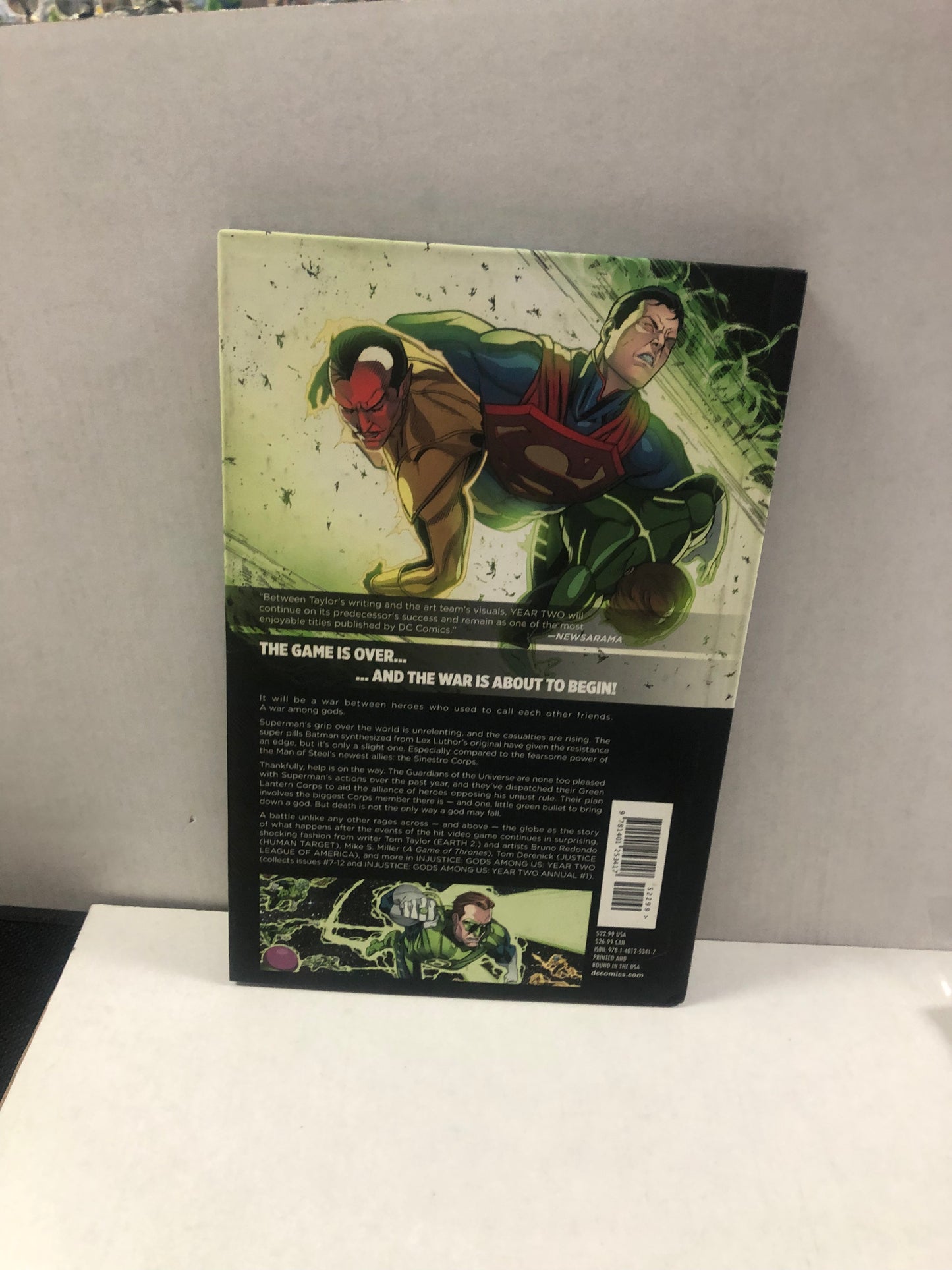 DC COMICS INJUSTICE GODS AMONG US YEAR TWO VOLUME TWO HARDCOVER (2015)