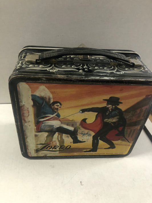 ALADDIN INDUSTRIES ZORRO BLACK LUNCHBOX WITH THERMOS OKAY CONDITION RUST ON BOX