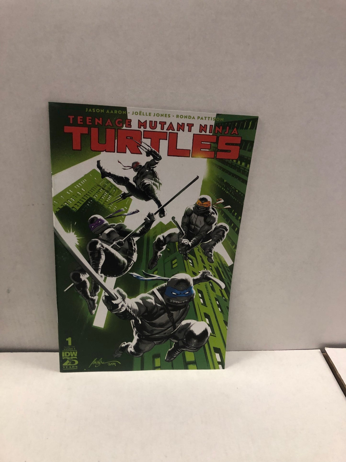 IDW PUBLISHING TEENAGE MUTANT NINJA TURTLES 1