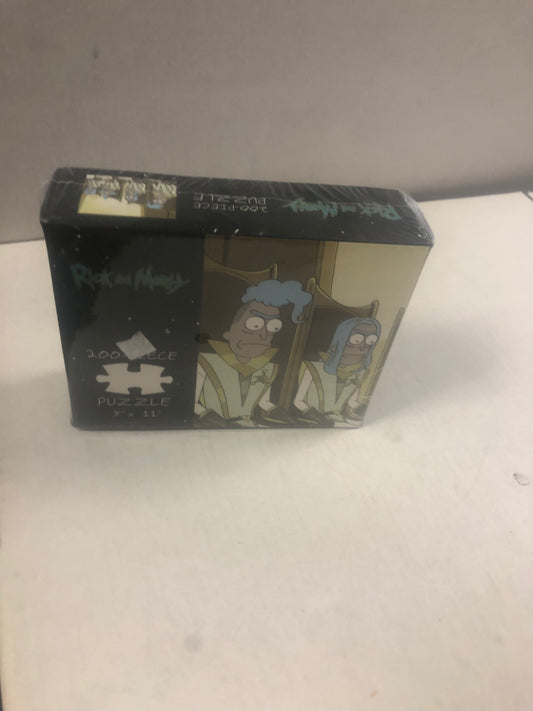 USAOPOLY RICK AND MORTY COUNCIL OF RICKS 200 PIECE PUZZLE BRAND NEW