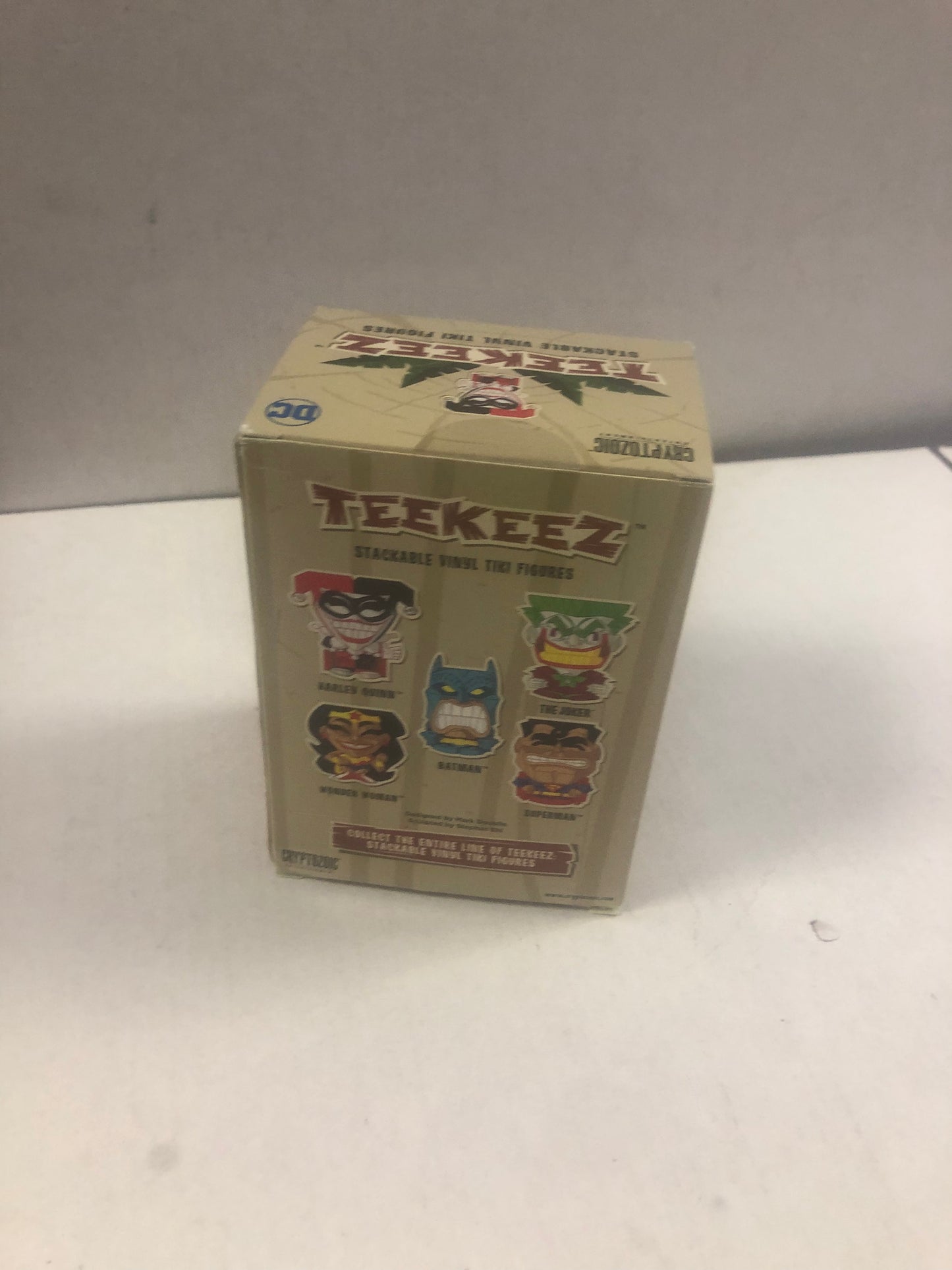 CRYPTOZOIC ENTERTAINMENT TEEKEEZ HARLEY QUINN GOOD CONDITION SLIGHT WEAR ON BOX