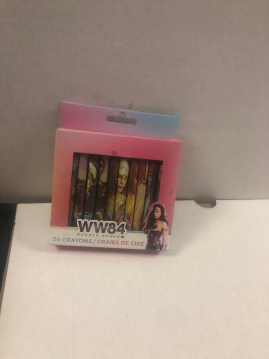 WONDER WOMAN 84 24 CRAYON SET EXCELLENT CONDITION