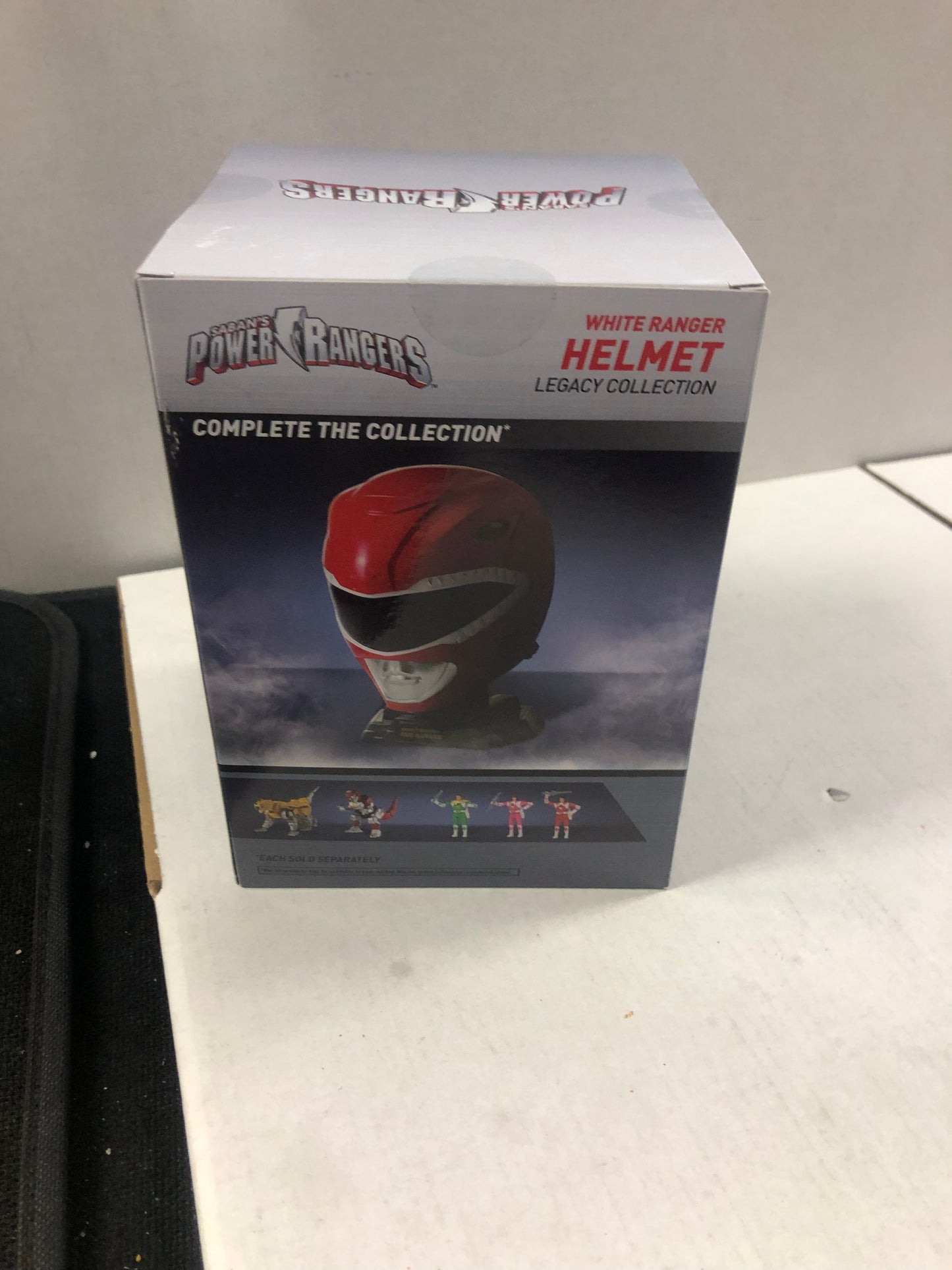 BANDAI POWER RANGERS WHITE RANGER HELMET LEGACY COLLECTION EXCELLENT CONDITION