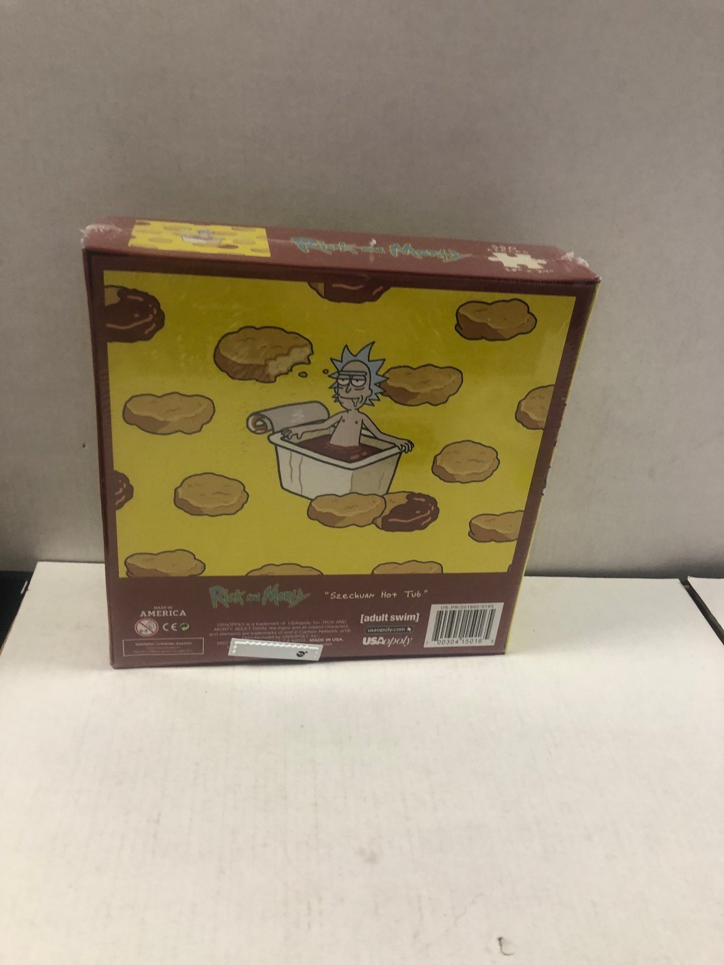 USAOPOLY RICK AND MORTY SZECHUAN HOT TUB 550 PIECE PUZZLE EXCELLENT CONDITION