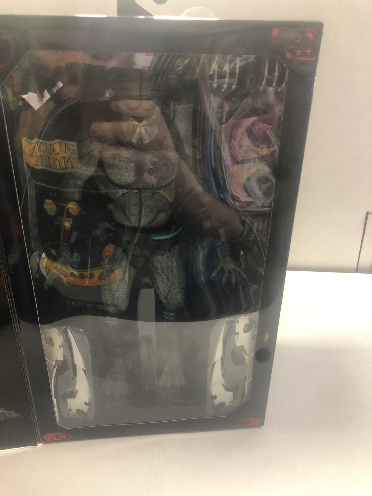 NECA PREDATOR CONCRETE JUNGLE DELUXE STONE HEART PREDATOR EXCELLENT CONDITION