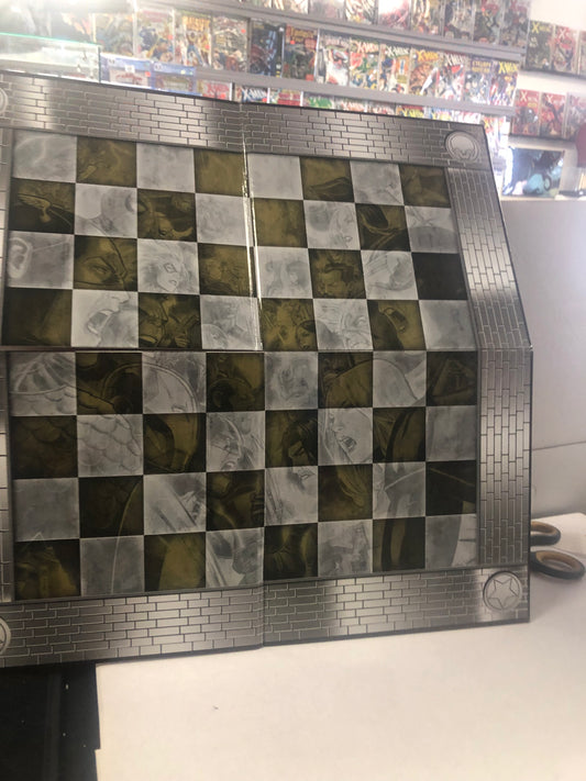 MARVEL MARVEL 2015  COLLECTORS CHESS BOARD NO CHESS PIECES JUST BOARD GREAT CONDITION
