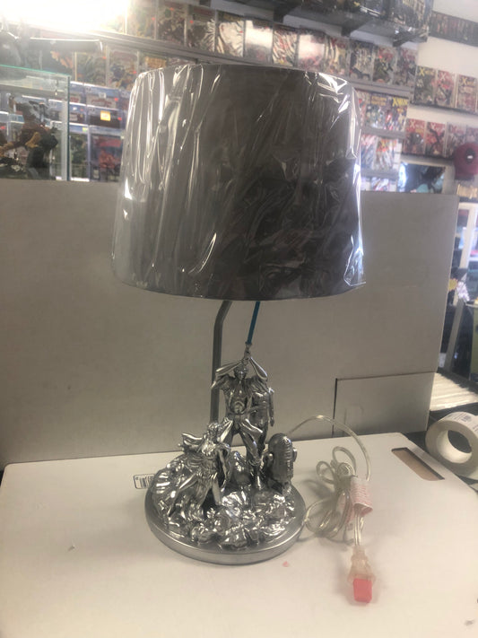 UKONIC STAR WARS A NEW HOPE 3D LAMP  EXCELLENT CONDITION COMES WITH BOX BOX HAS SLIGHT BOX DAMAGE