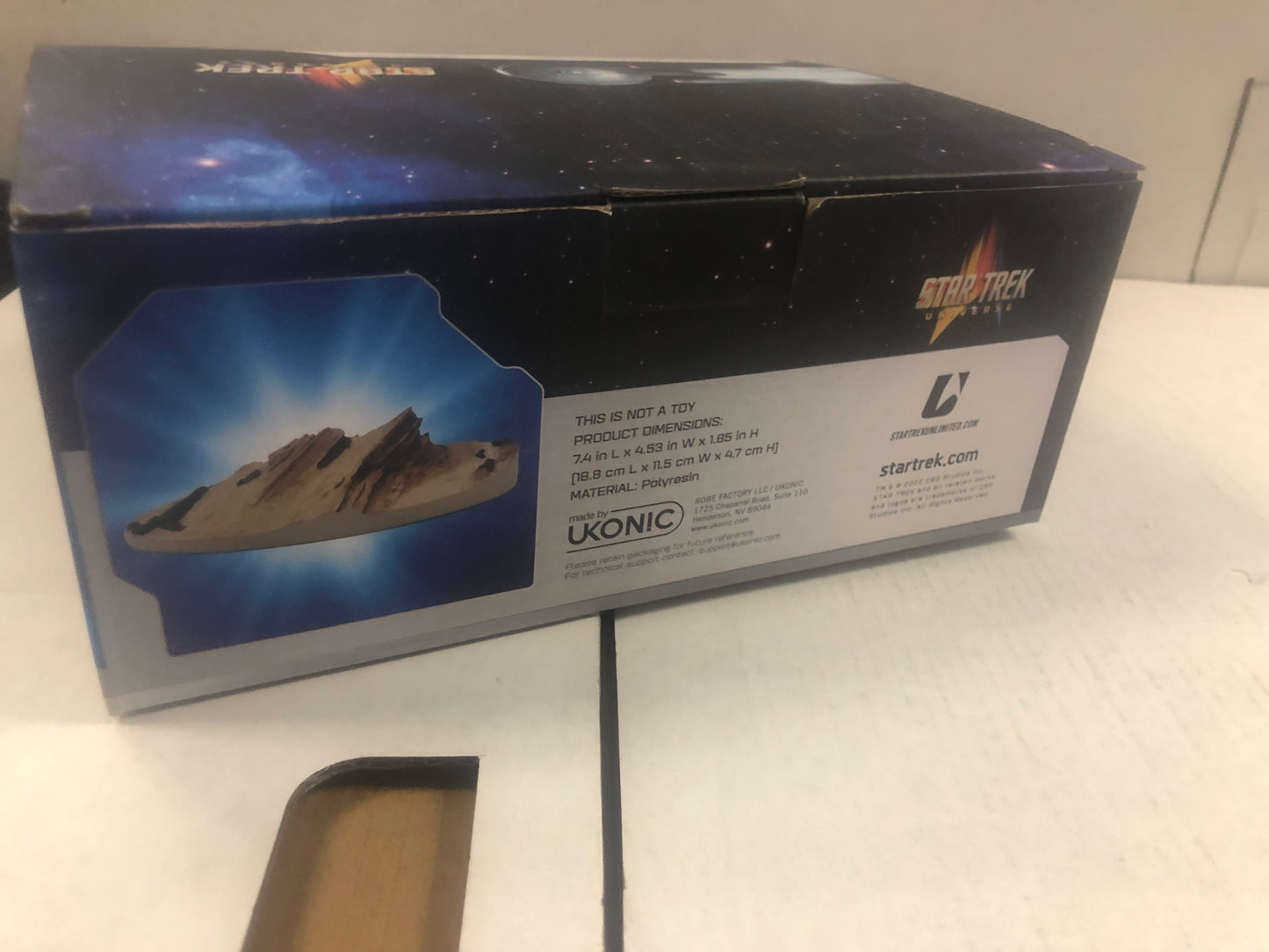UKONIC STAR TREK UNIVERSE ARENA BATTGROUND GARDEN SCULPTURE EXCELLENT CONDITION