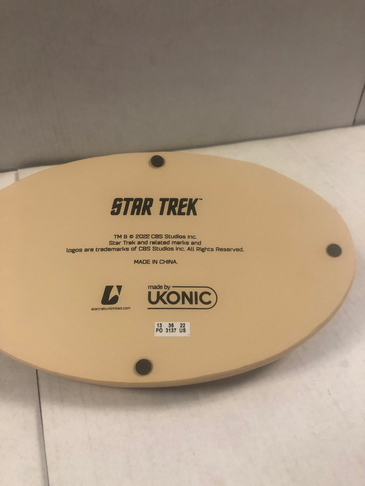 UKONIC STAR TREK UNIVERSE ARENA BATTGROUND GARDEN SCULPTURE EXCELLENT CONDITION