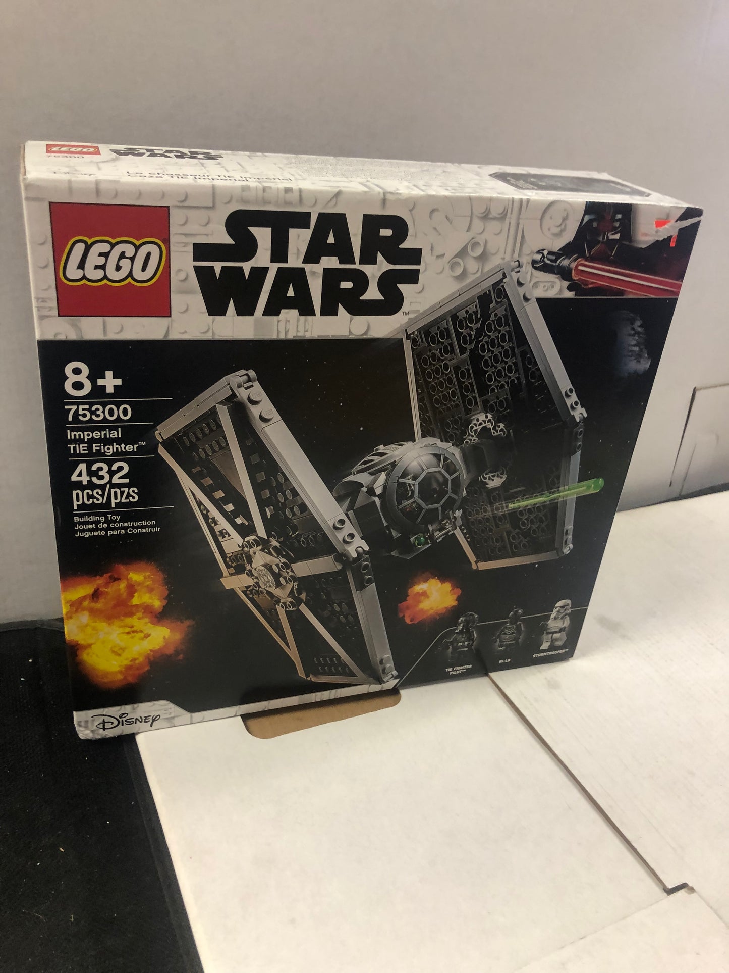 LEGO STAR WARS SET 75300 IMPERIAL TIE FIGHTER NIB