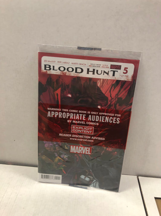 MARVEL COMICS - BLOOD HUNT #5 SEALED!