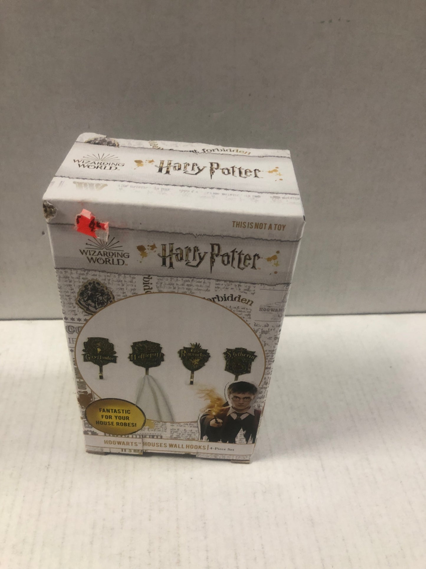 HARRY POTTER , HOGWARTS HOUSES , WALL-HOOKS 4 PACK