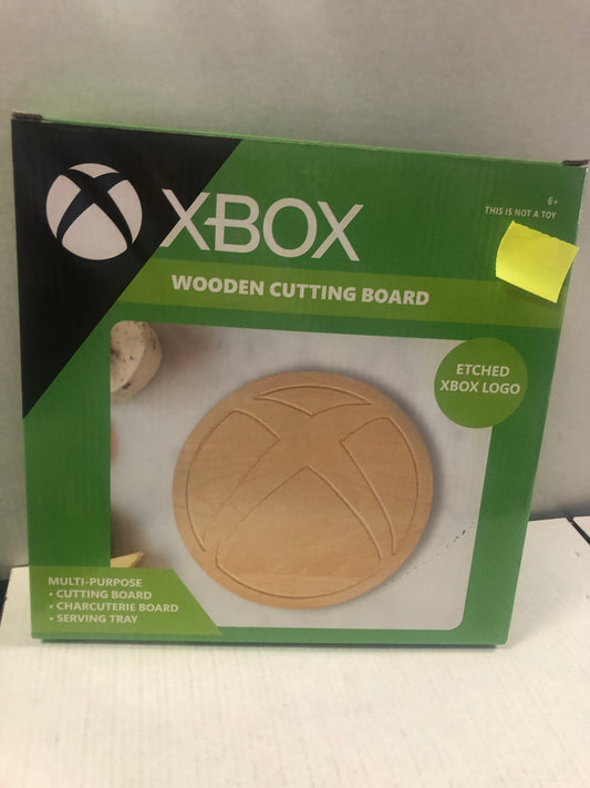 XBOX WOODEN CUTTING BOARD