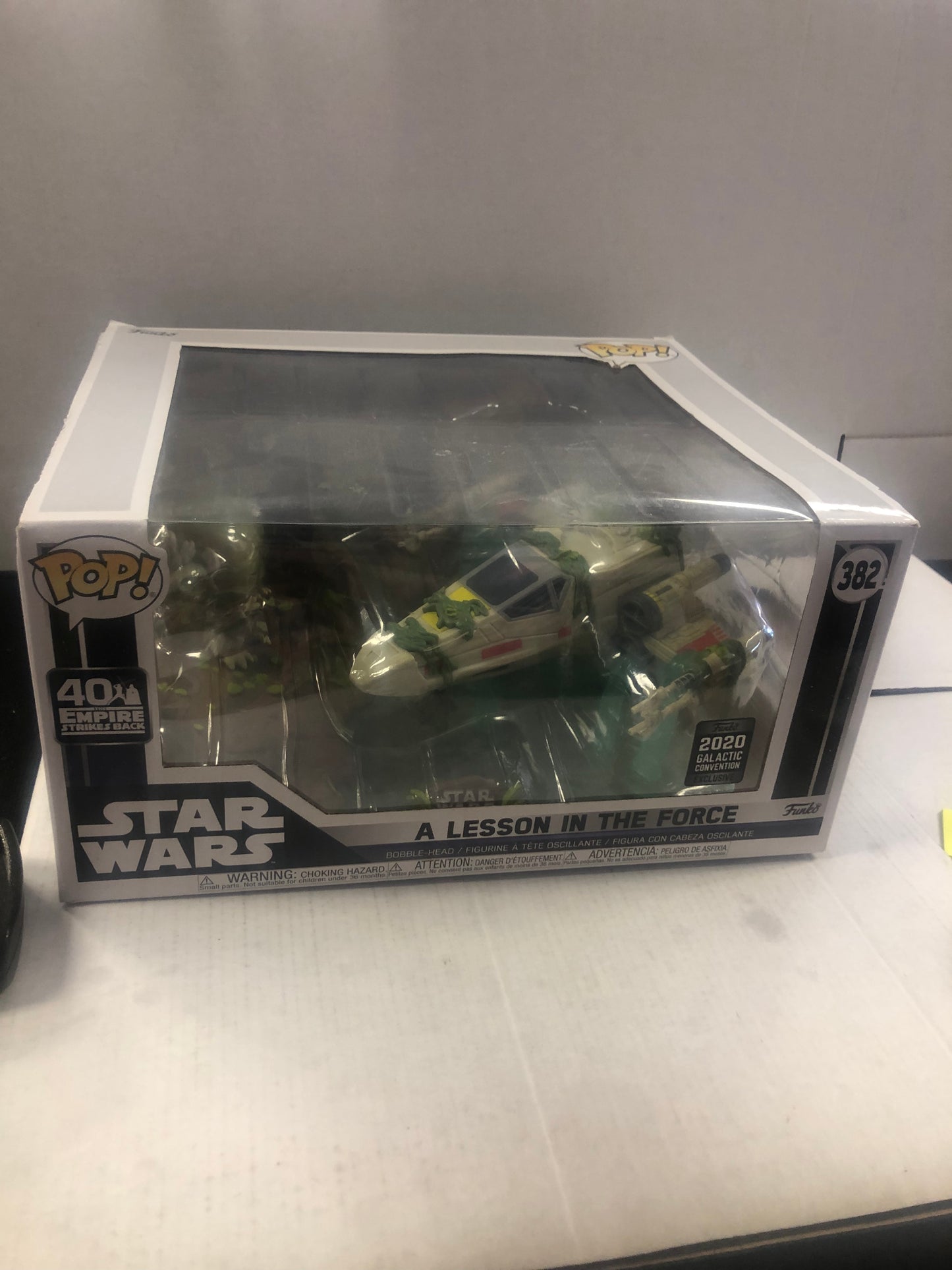 FUNKO POP STAR WARS 382 A LESSON IN THE FORCE