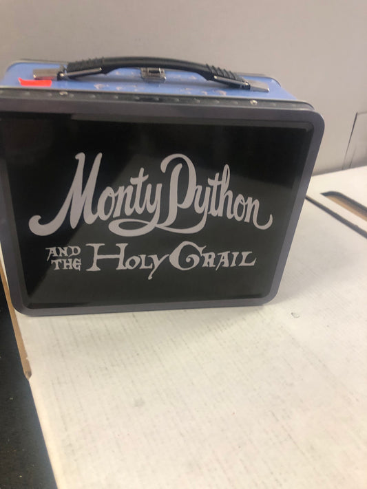 MONTY PYTHON AND THE HOLY GRAIL LUNCHBOX (2019)