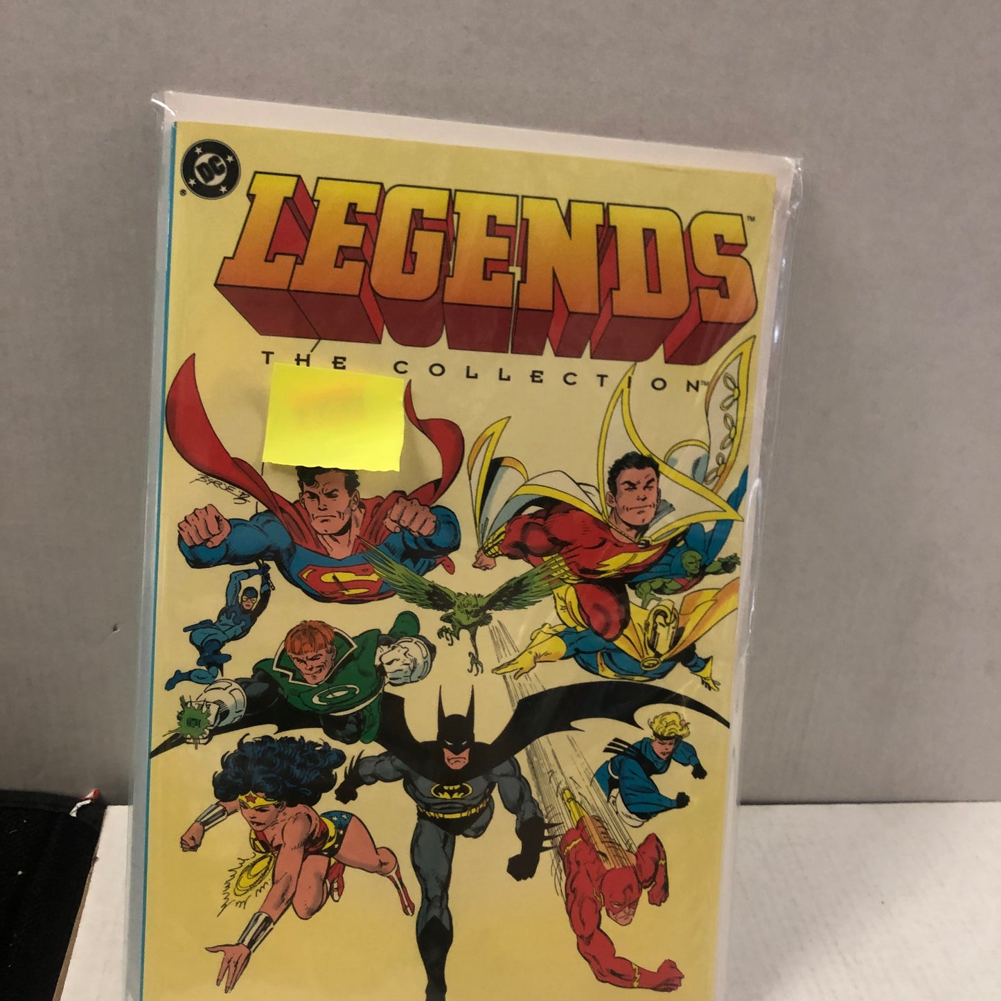 DC COMICS LEGENDS THE COLLECTION